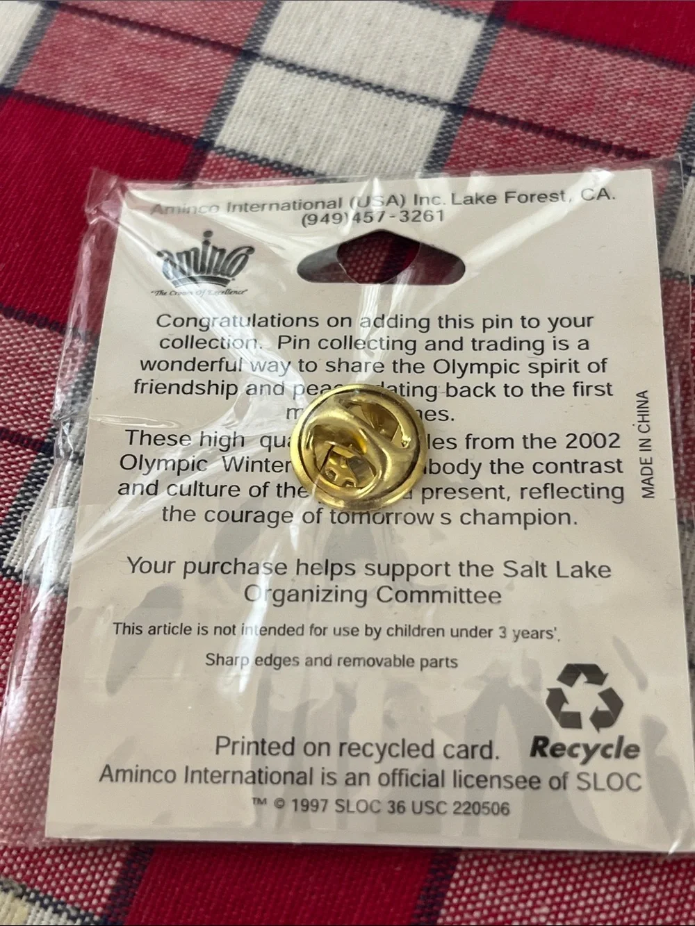 Salt Lake 2002 Olympic Pin Vintage Collectible Pin backing on card